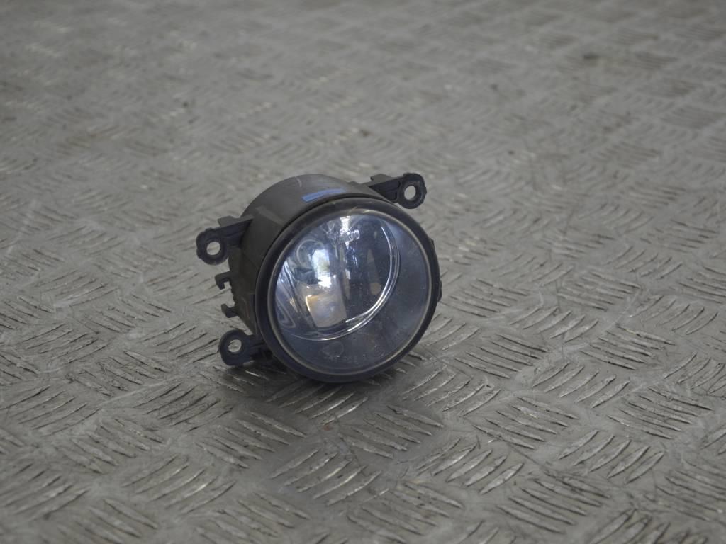Фара противотуманная левая