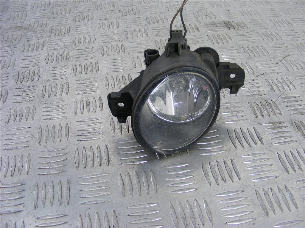 Фара противотуманная правая Renault Laguna 2 (2001-2007) 8200002470