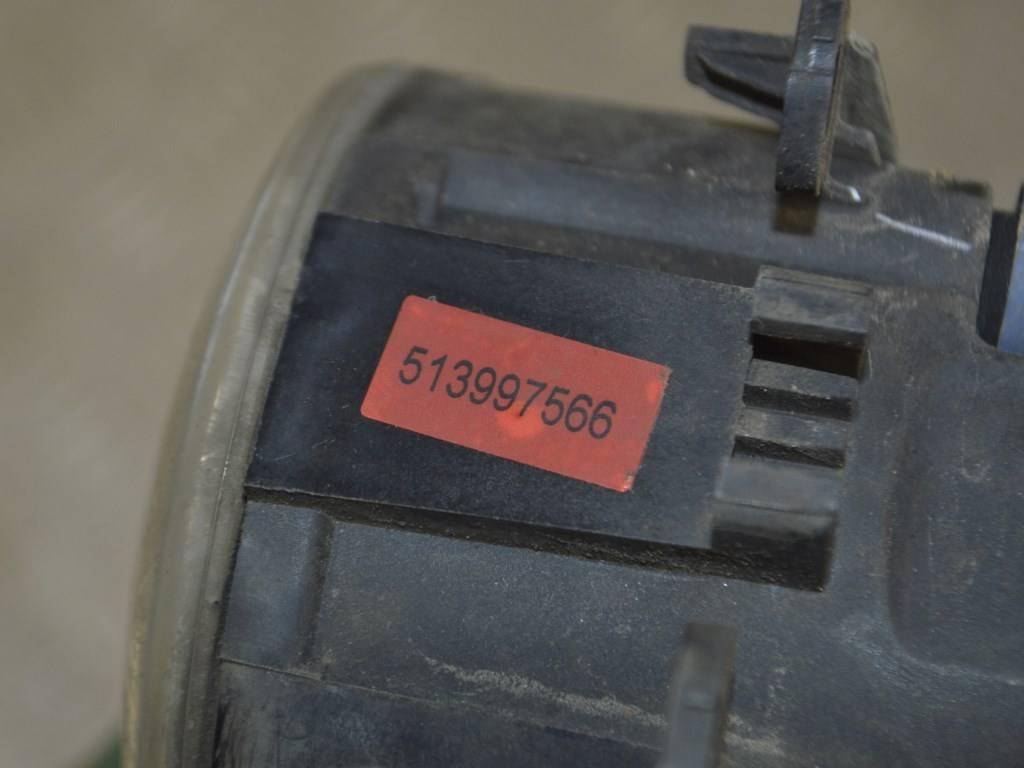 Фара противотуманная правая