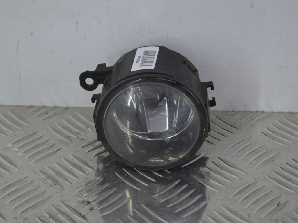 Фара противотуманная правая
