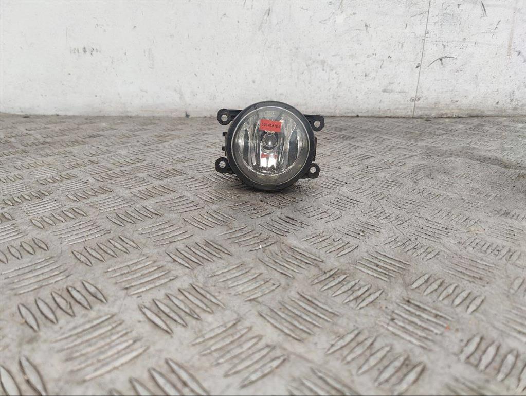 Фара противотуманная правая
