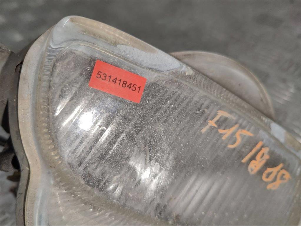 Фара противотуманная правая