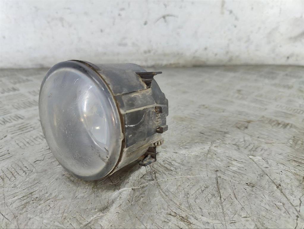 Фара противотуманная правая