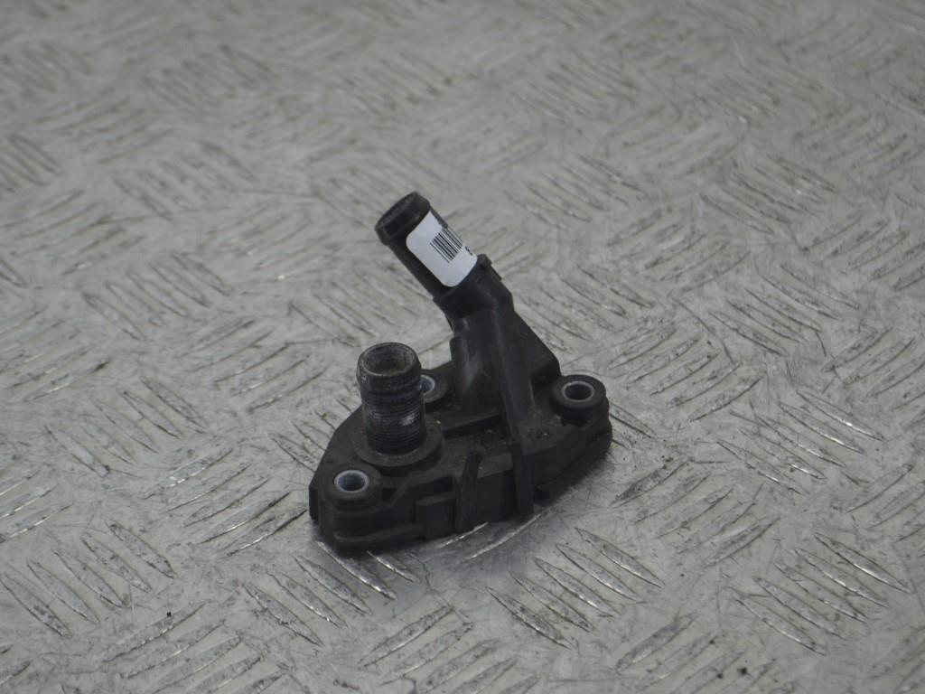 Фланец (тройник) системы охлаждения