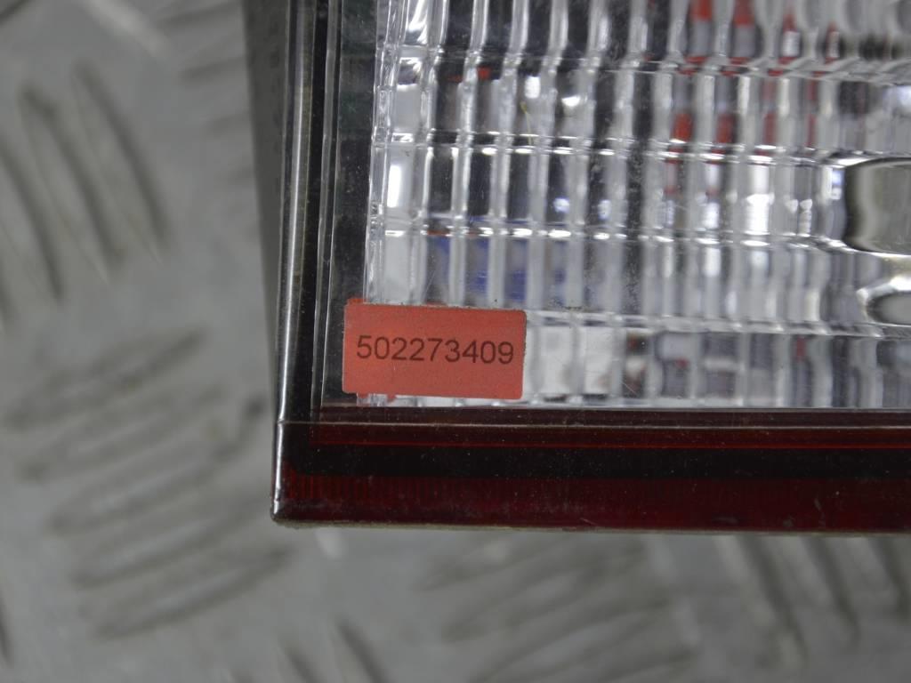 Фонарь крышки багажника левый