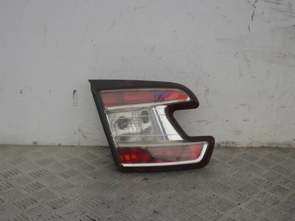 Фонарь крышки багажника левый