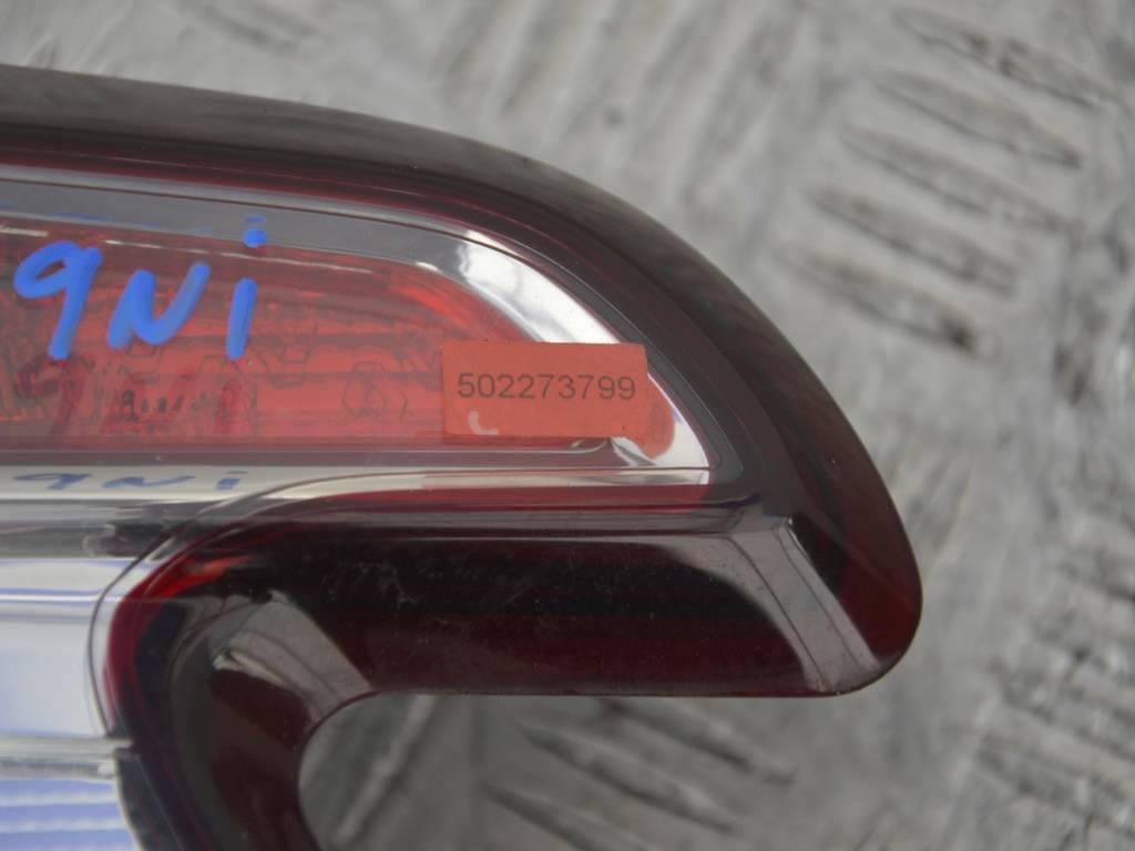 Фонарь крышки багажника левый