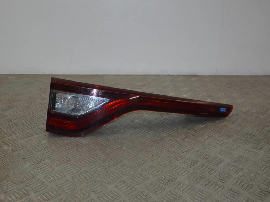 Фонарь крышки багажника левый