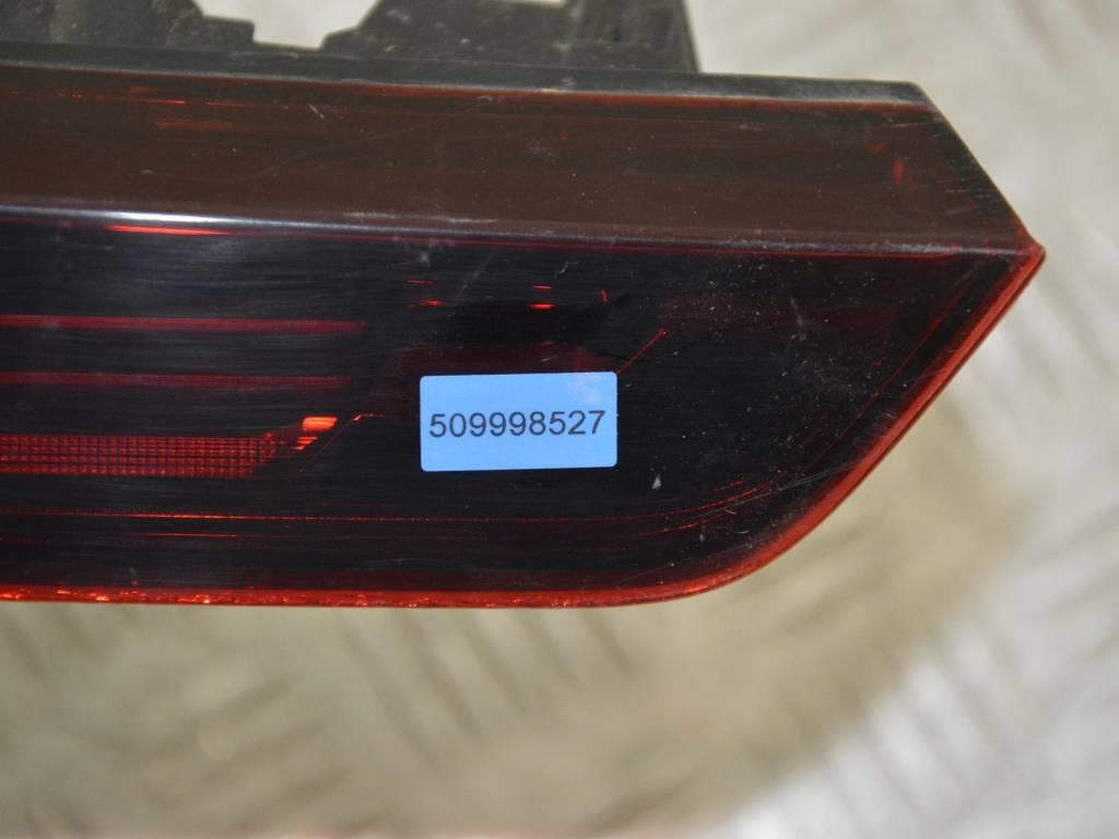 Фонарь крышки багажника левый