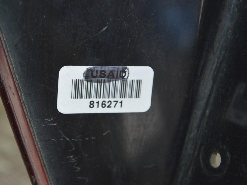 Фонарь противотуманный левый