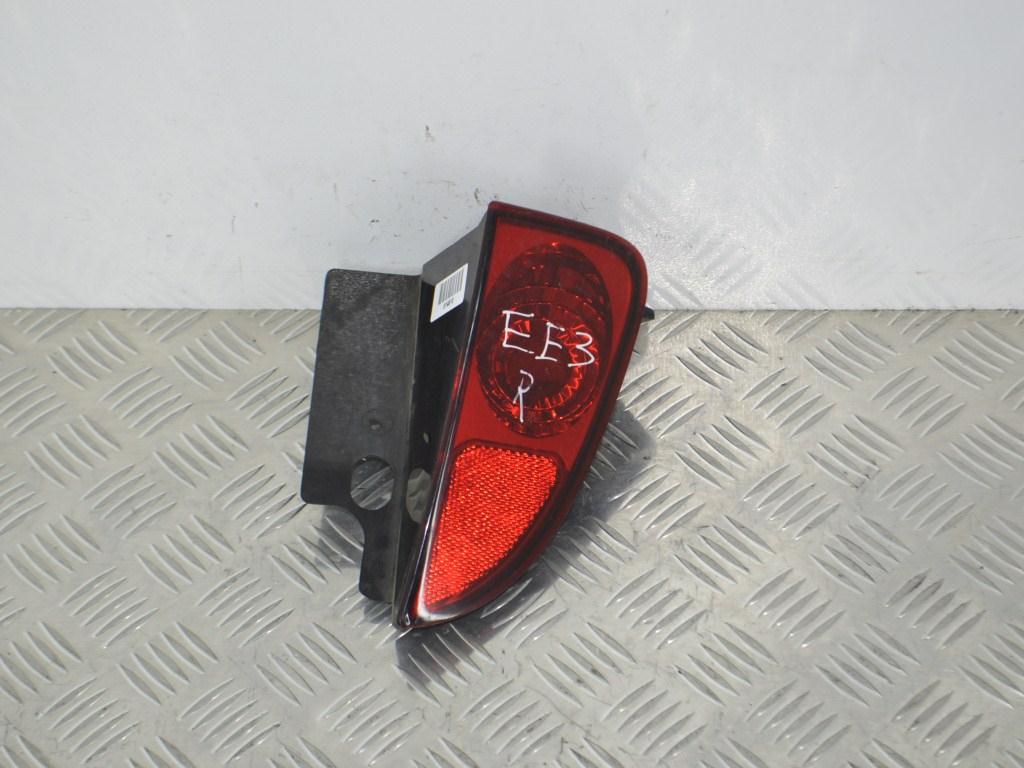 Фонарь противотуманный правый