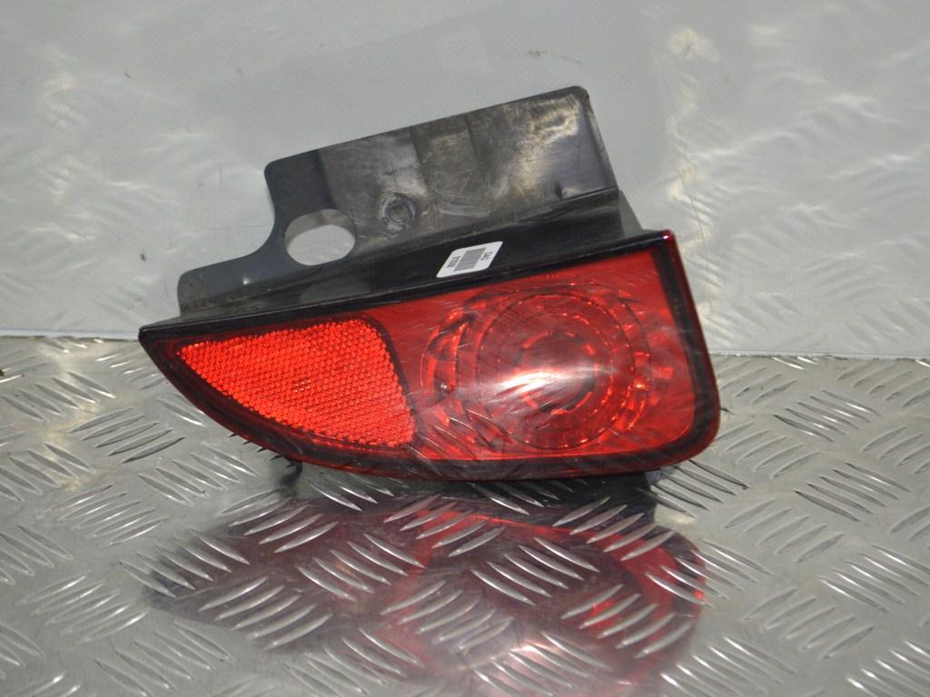 Фонарь противотуманный правый