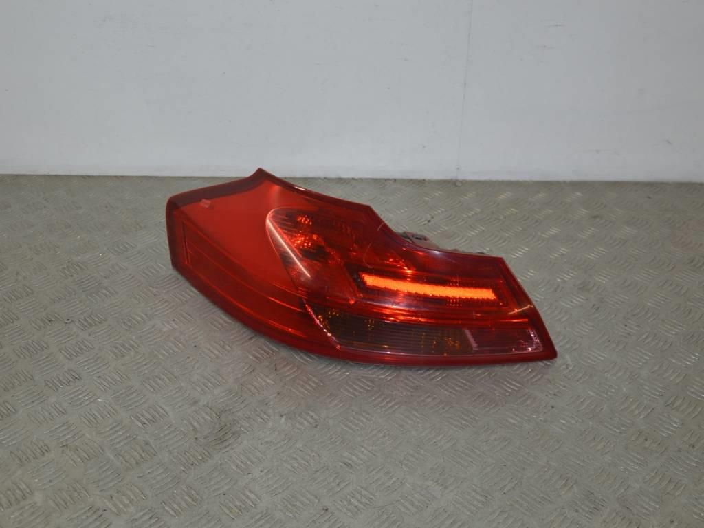 Фонарь задний левый