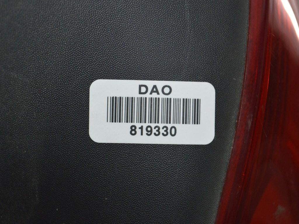 Фонарь задний правый