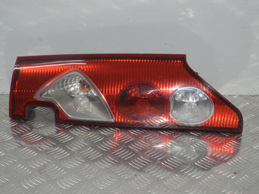 Фонарь задний правый Renault Kangoo 2 (2007-2019) 8200419945, 8200419952