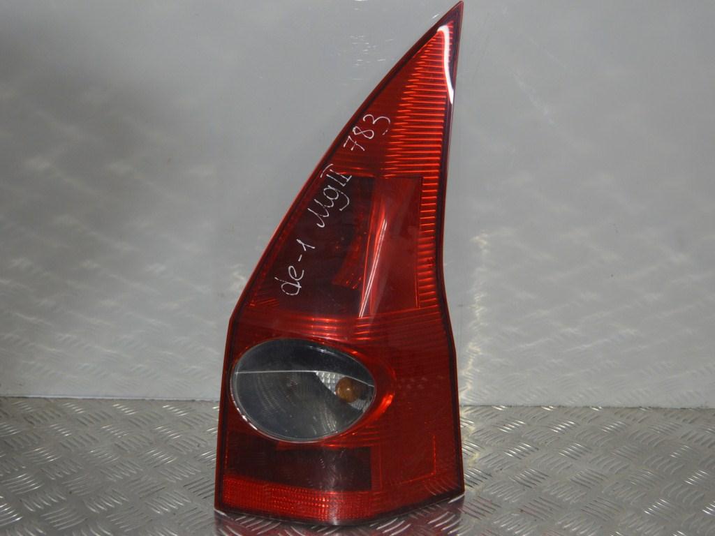 Фонарь задний правый