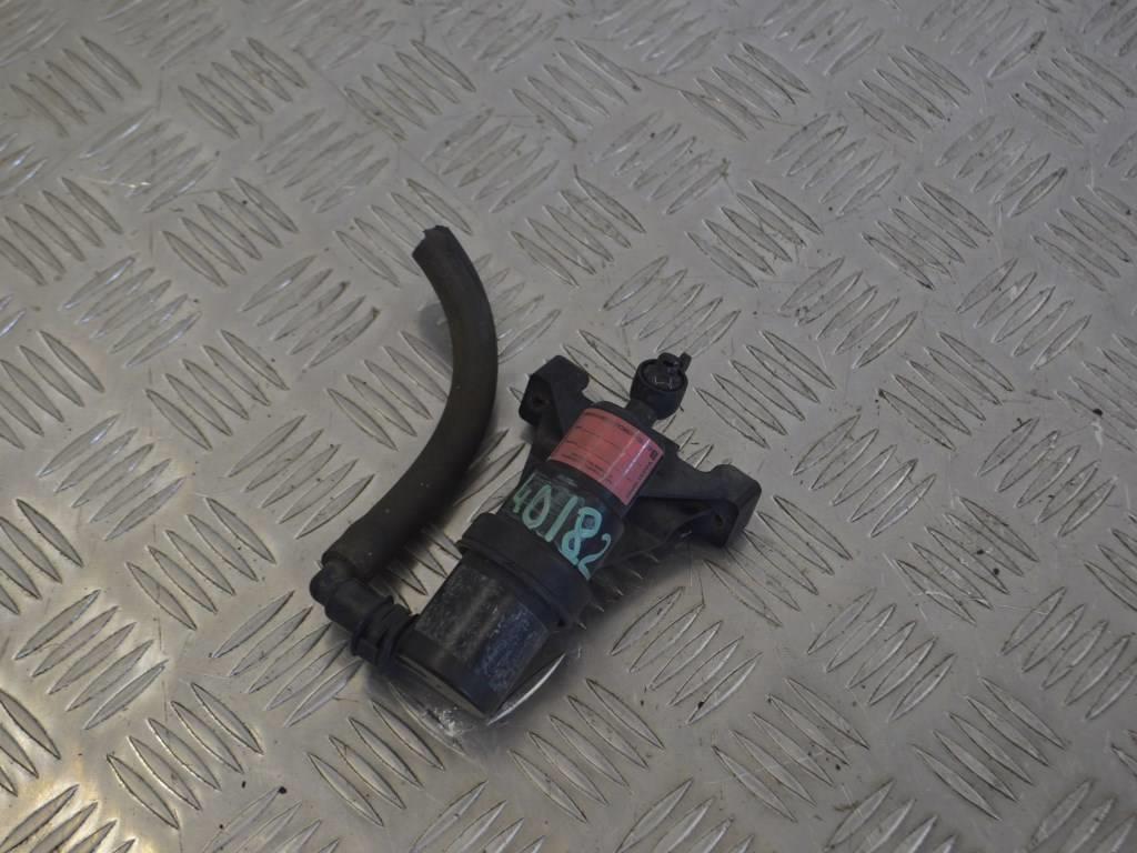 Форсунка омывателя фар