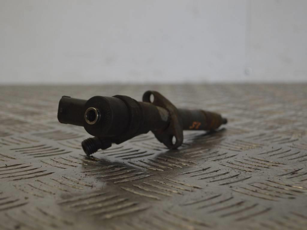 Форсунка Renault Master 2 (1998-2010) 8200104135, 0445110087