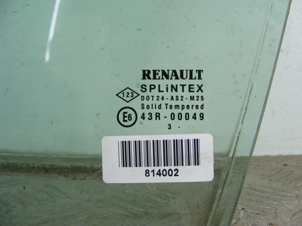 Форточка передняя левая