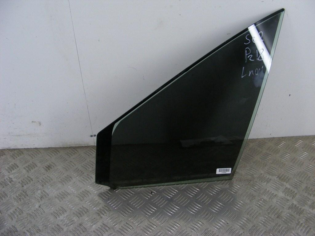 Форточка передняя левая