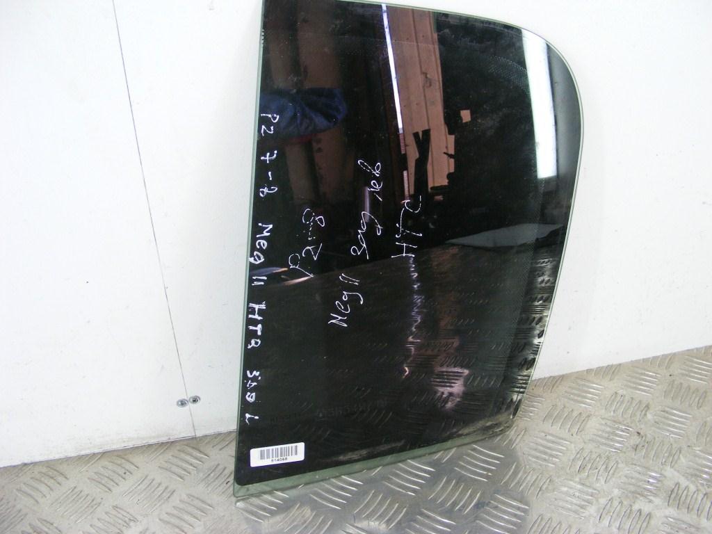 Форточка задняя левая