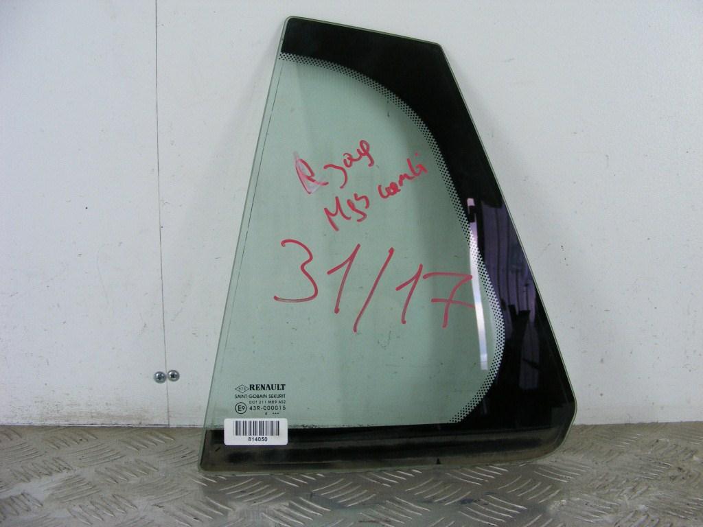 Форточка задняя левая