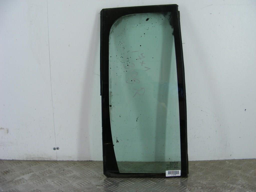 Форточка задняя правая