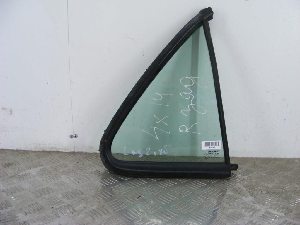 Форточка задняя правая