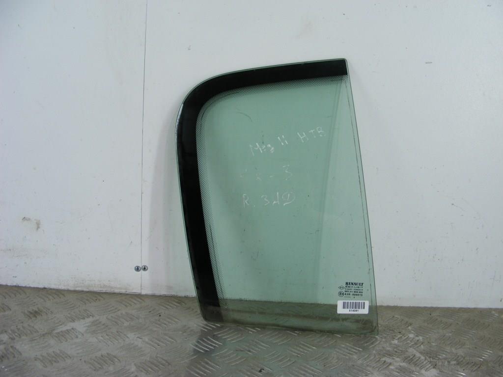 Форточка задняя правая