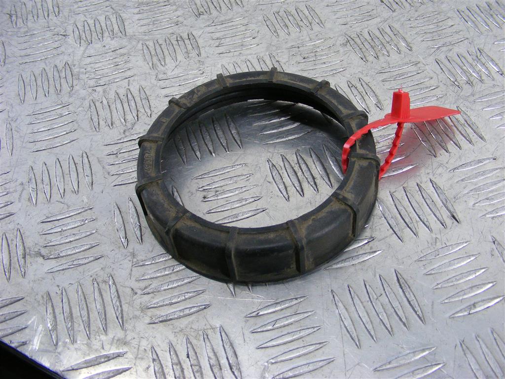 Гайка топливного насоса