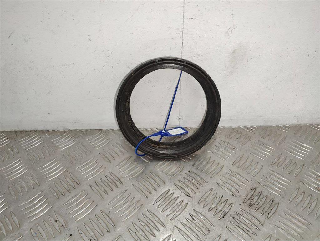 Гайка топливного насоса