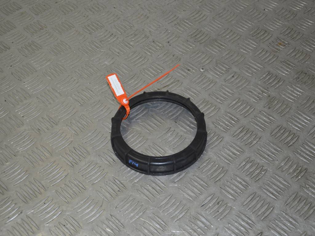 Гайка топливного насоса