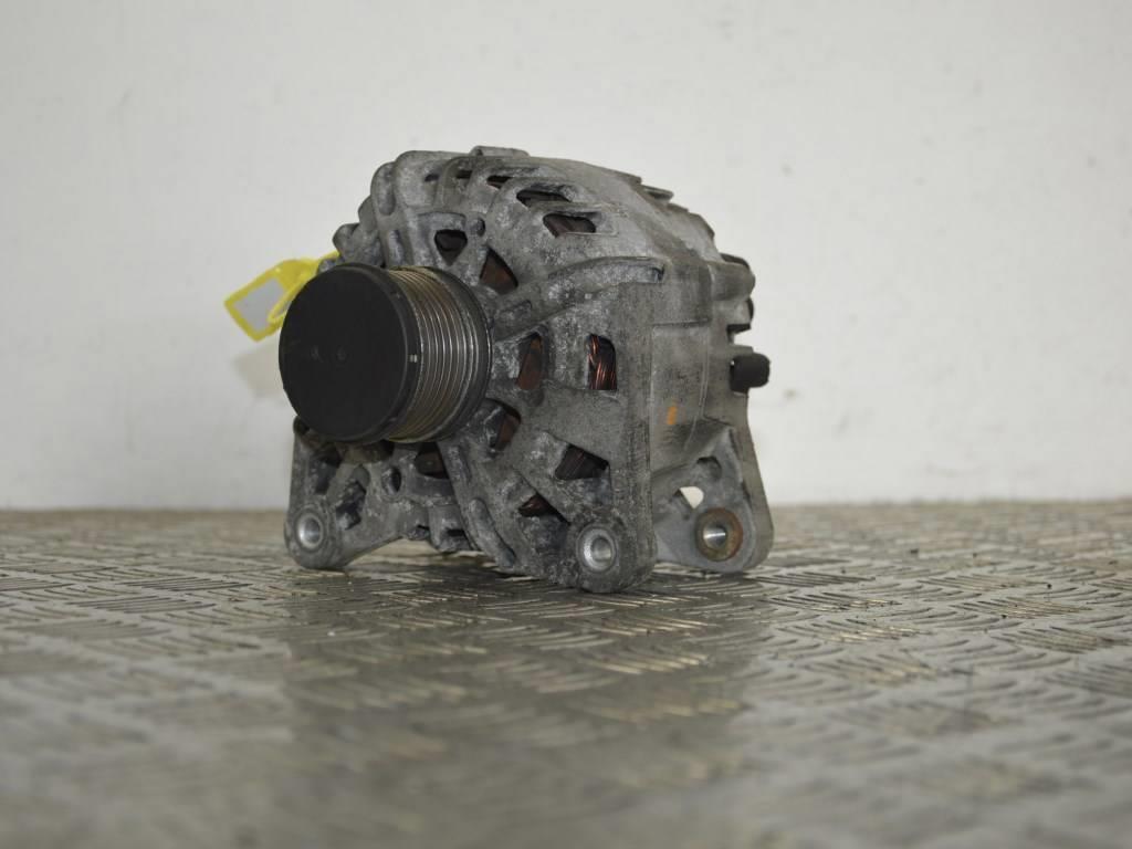 Генератор Renault Megane 3 (2008-2019) 231000027R