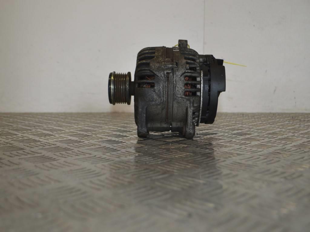 Генератор Renault Scenic 2 (2003-2009) 8200390676, 0124525081