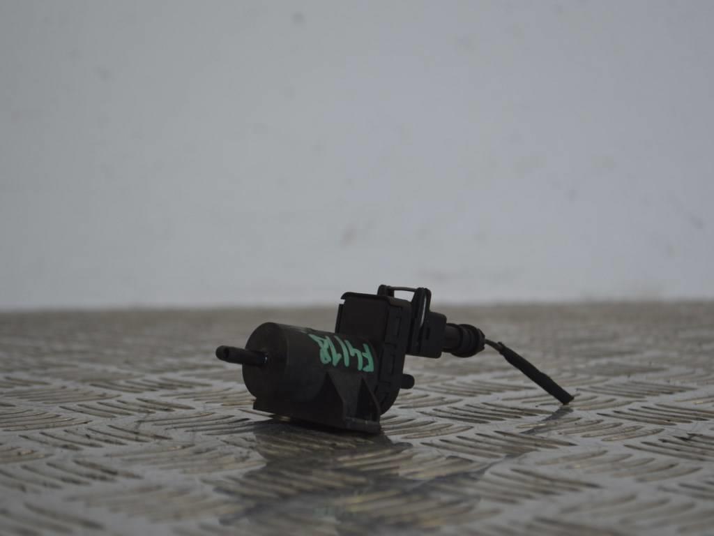 Клапан электромагнитный Renault Laguna 2 (2001-2007) 7700113709