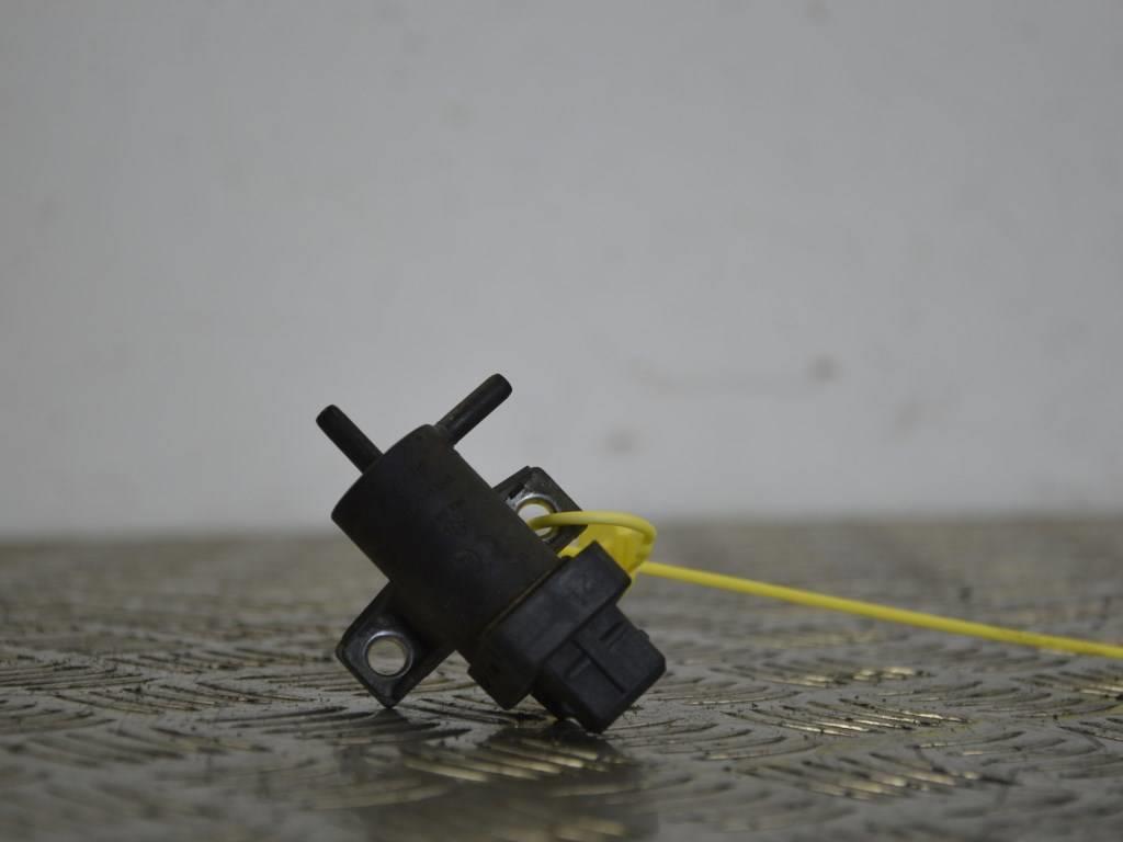 Клапан электромагнитный Renault Megane 3 (2008-2019) 8200762162