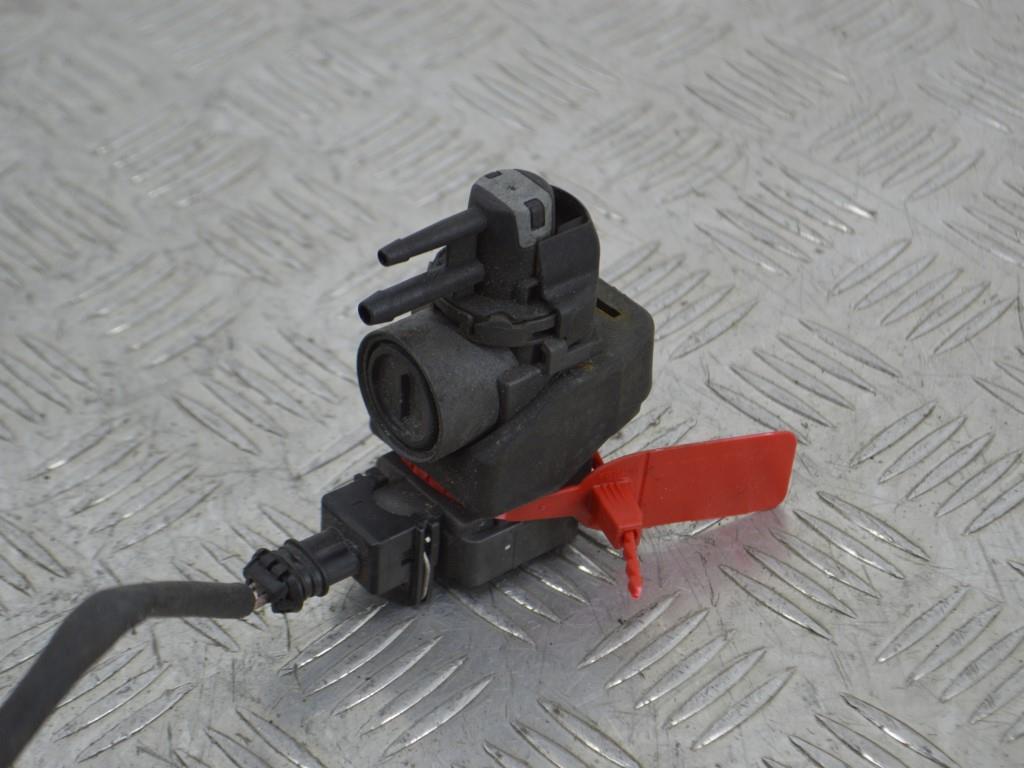 Клапан управления турбиной (актуатор) Renault Megane 3 (2008-2019) 149568021R