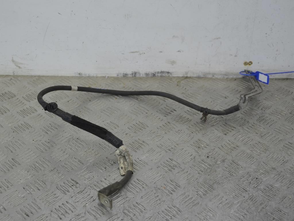 Клемма аккумулятора минус