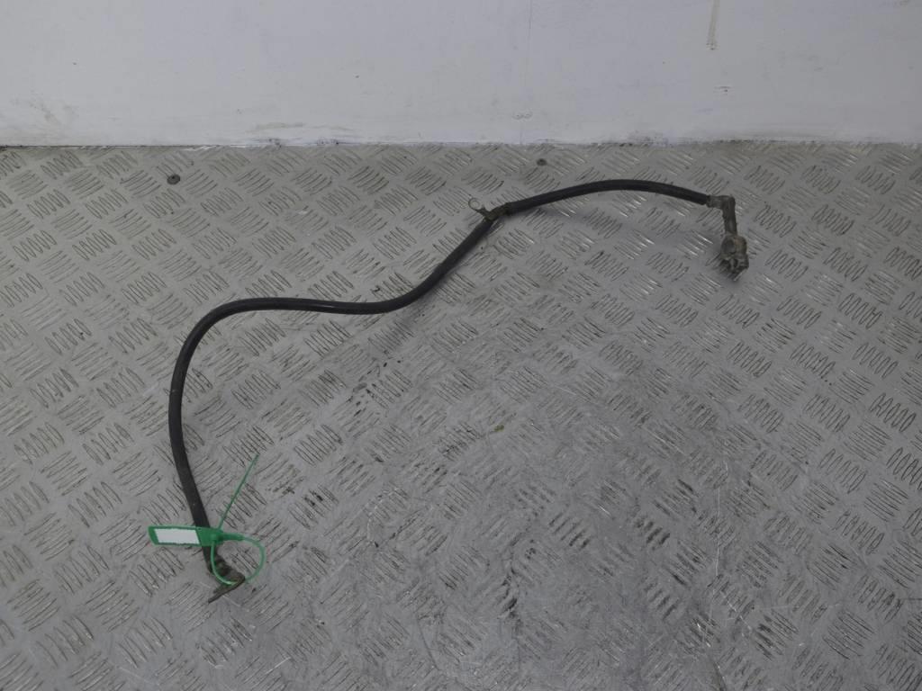 Клемма аккумулятора минус