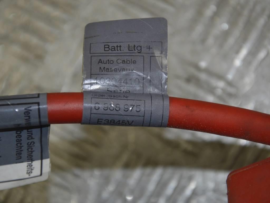 Клемма аккумулятора плюс