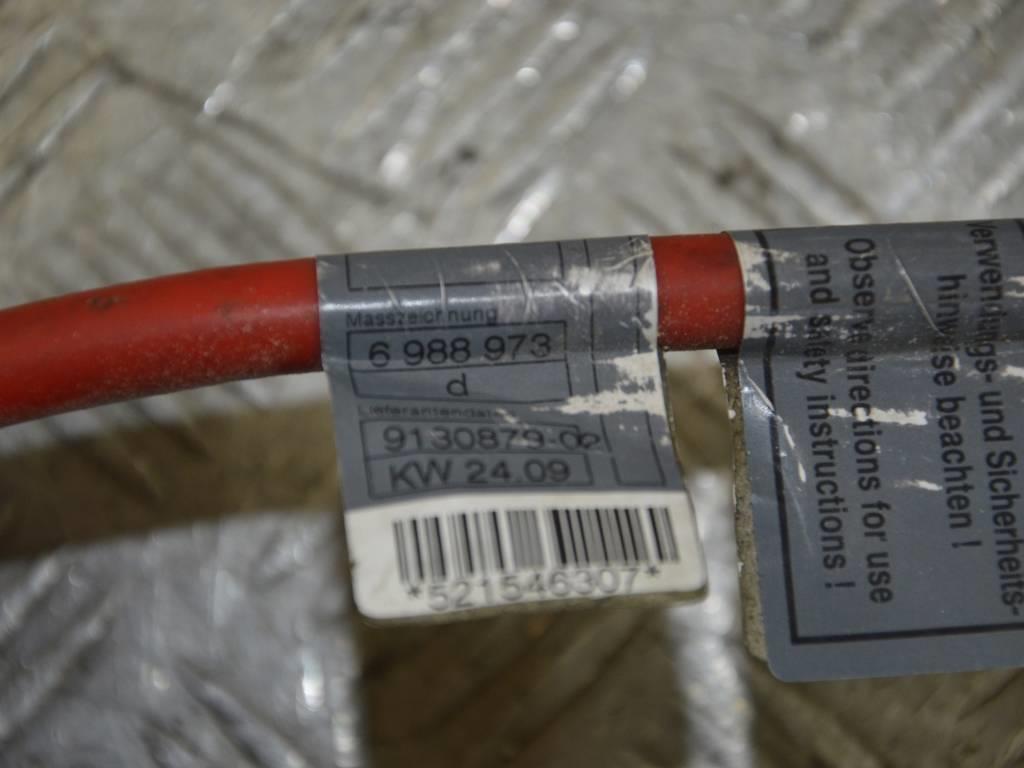 Клемма аккумулятора плюс