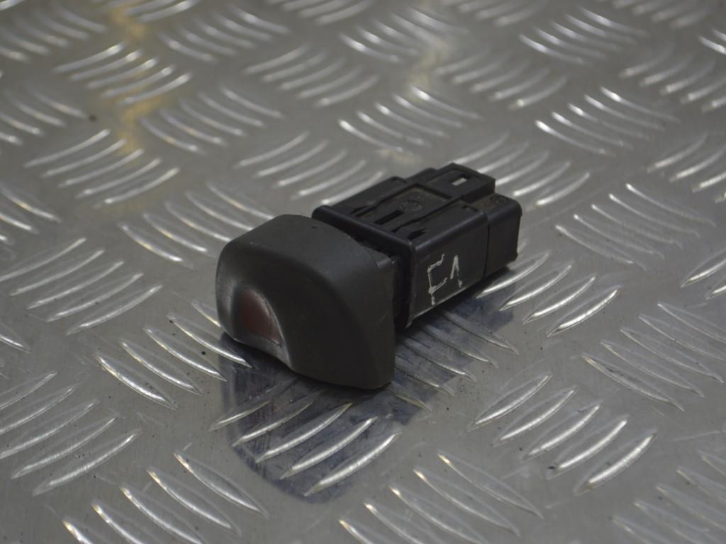 Кнопка аварийной сигнализации Renault Scenic 1 (1996-2003) 7700435536