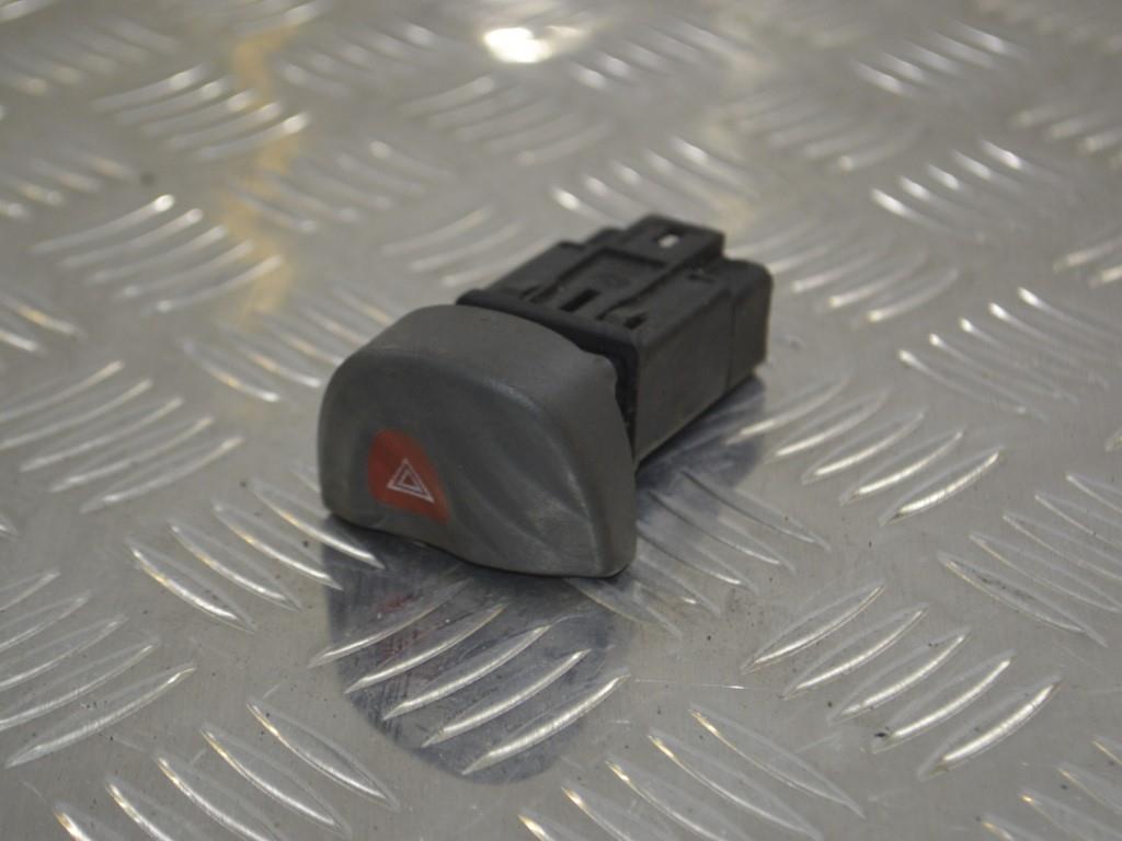 Кнопка аварийной сигнализации Renault Scenic 1 (1996-2003) 7700435868