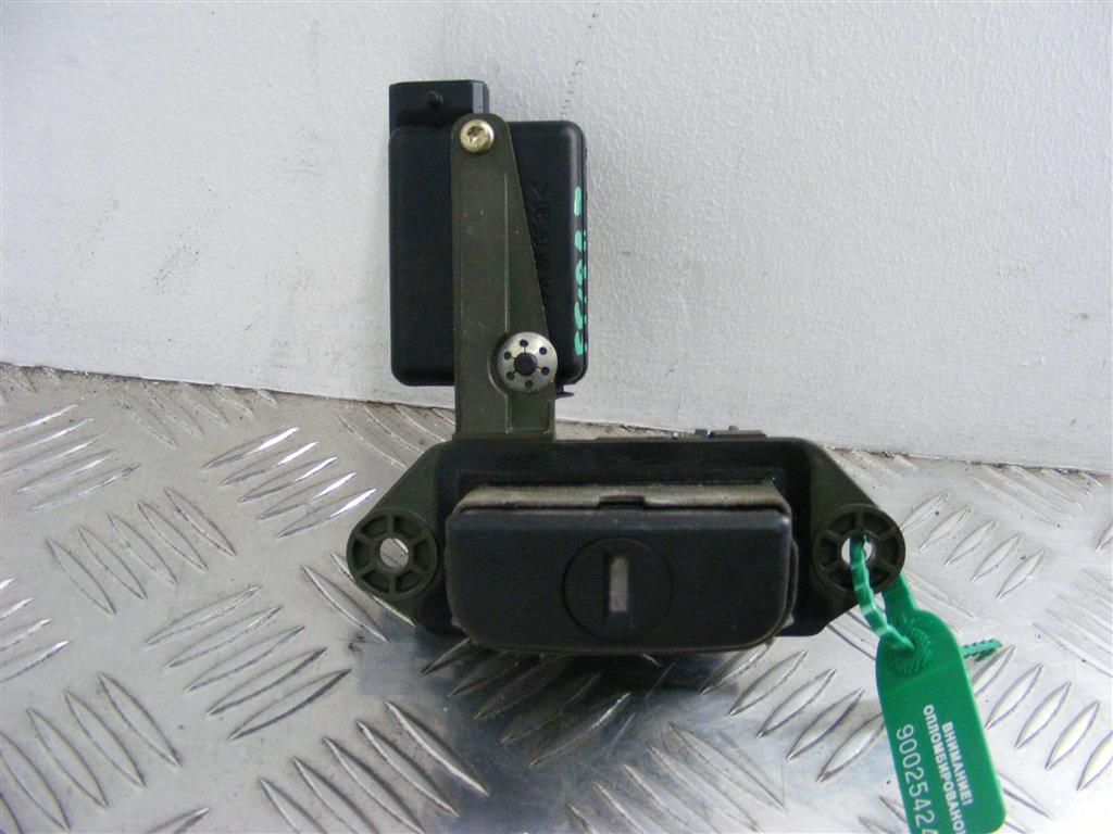 Кнопка открытия багажника Renault Megane 1 (1996-2002)