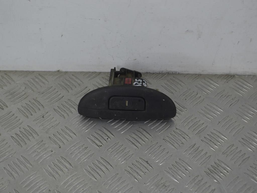 Кнопка открытия багажника Renault Scenic 1 (1996-2003)