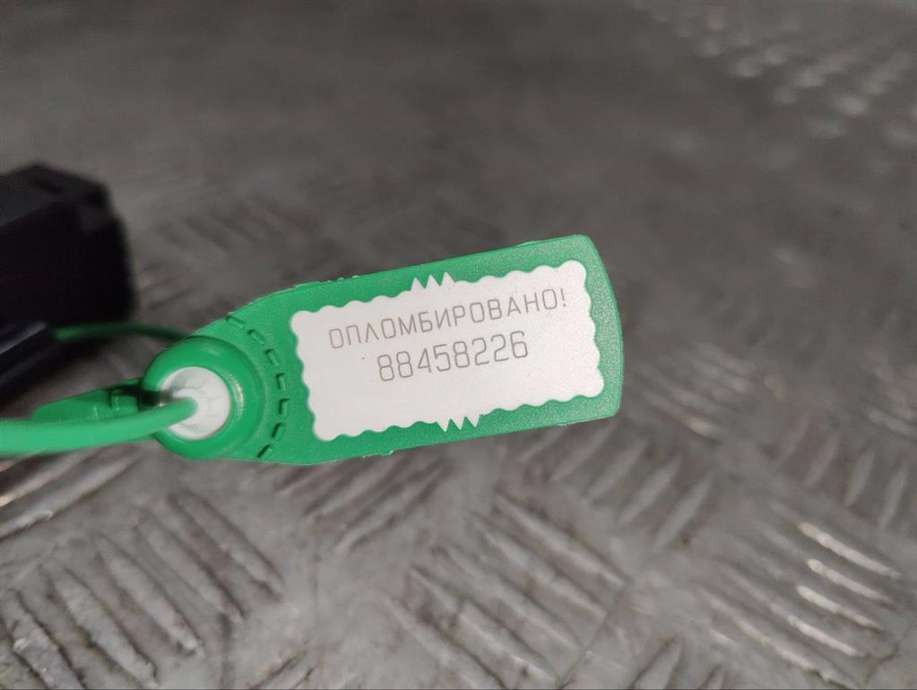 Кнопка ручного тормоза (ручника)