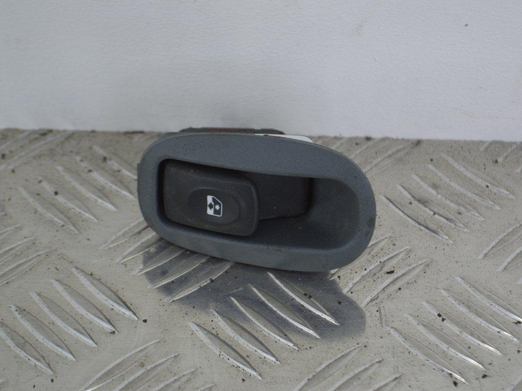 Кнопка стеклоподъемника переднего правого