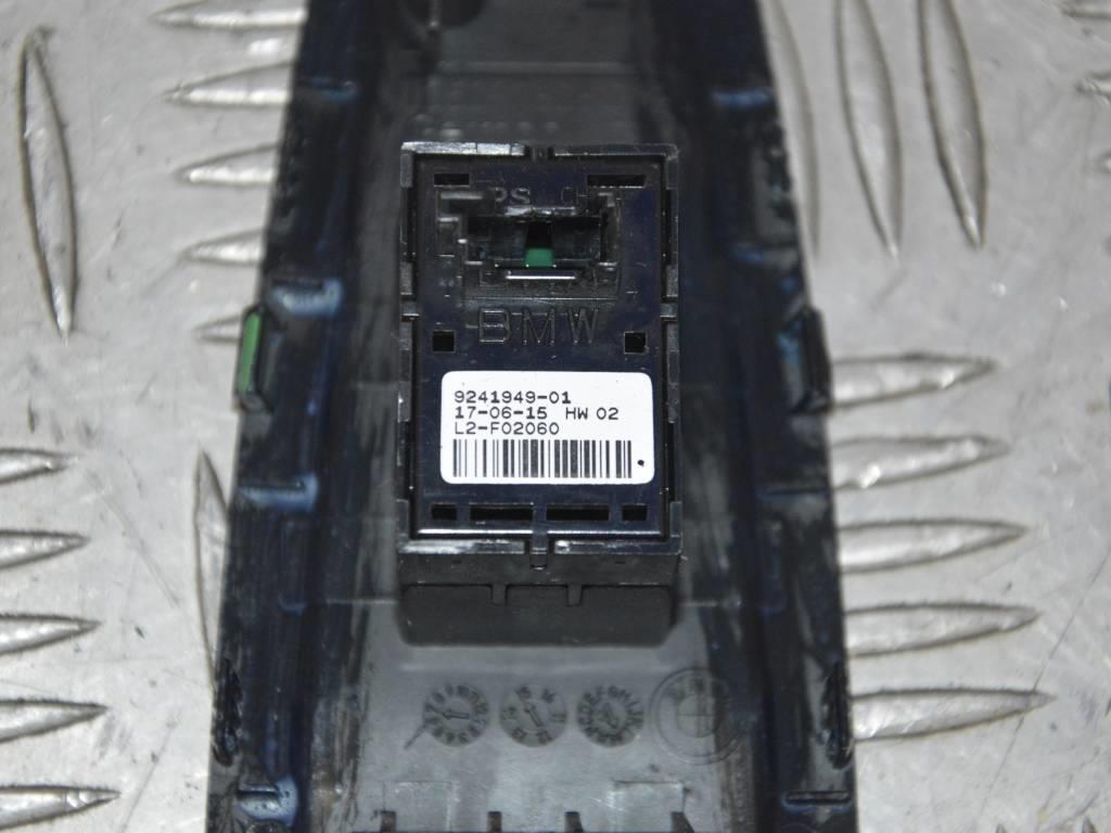 Кнопка стеклоподъемника заднего правого