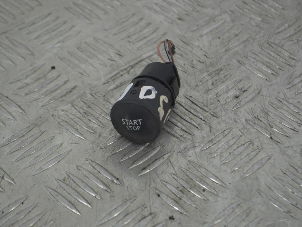 Кнопка запуска двигателя