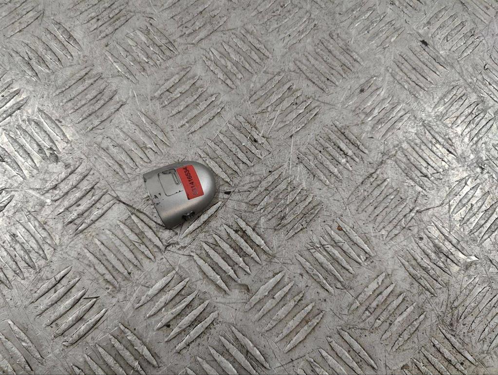 Колпачок (заглушка) ручки двери